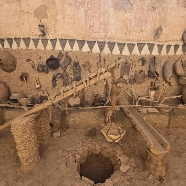 «Городок хоббитов» и подземный дом на 8 семей в пустыне: россиянин рассказал, зачем стоит лететь в Ливию