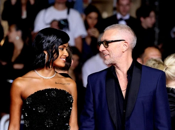 Нара Баптиста рассказала, как любовь к Бразилии связала ее с Венсаном Касселем