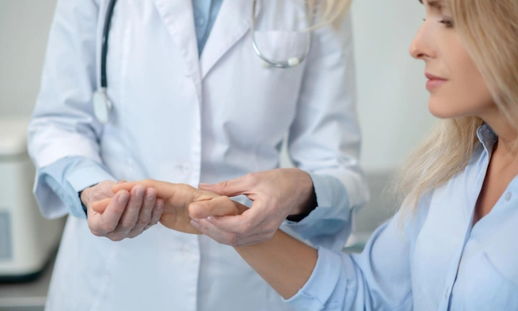 Врач назвал вид аритмии, который в разы повышает риск инсульта. Вот как это лечится | Источник: iStockphoto/Zinkevych