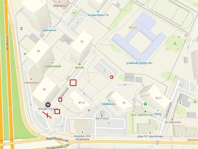 Мы отметили на карте места, где провалился асфальт. Крестик&nbsp;— место перекрытия | Источник: 2GIS, Никита Кифорук / 72.RU