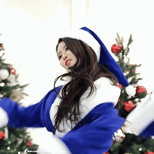 25 самых новогодних k-pop хитов 🎄