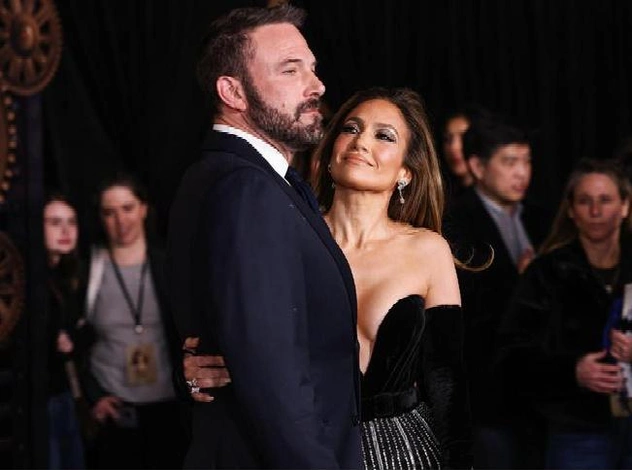 Дженнифер Лопес и Бен Аффлек все же начали официальный бракоразводный процесс
