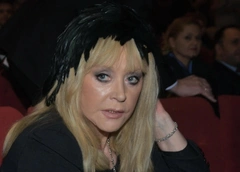 «Аллу заботят капиталы семьи»: стало известно о финансовых трудностях в семье Пугачевой