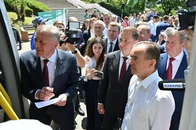 Кондратьев взял под личный контроль подключение дома сочинки к газу | Источник: sochi.ru