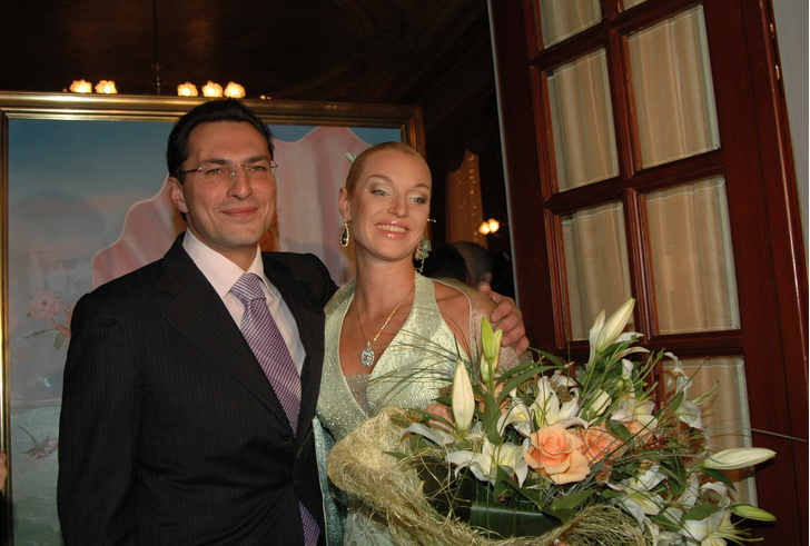 Фото №2 - 12 лет спустя: Анастасия Волочкова наконец выиграла суд у бывшего мужа