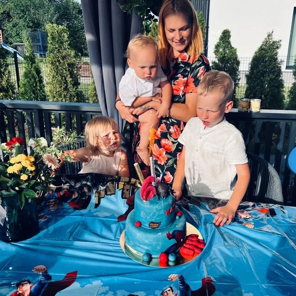 Поклонники гадают, от кого Мэрилин родила третьего ребенка