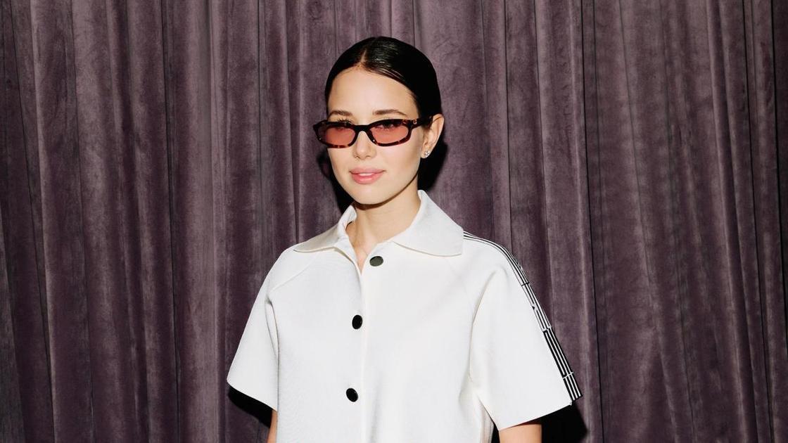 Ведущая&nbsp;&mdash; Собчак, скромный букет от Лепса и флирт с сыном Дубцовой: Аврора Киба потратила на 20-летие 20 миллионов