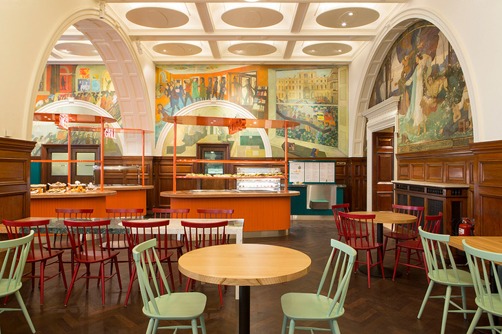 Живописное кафе при лондонской Королевской академии художеств (фото 0)