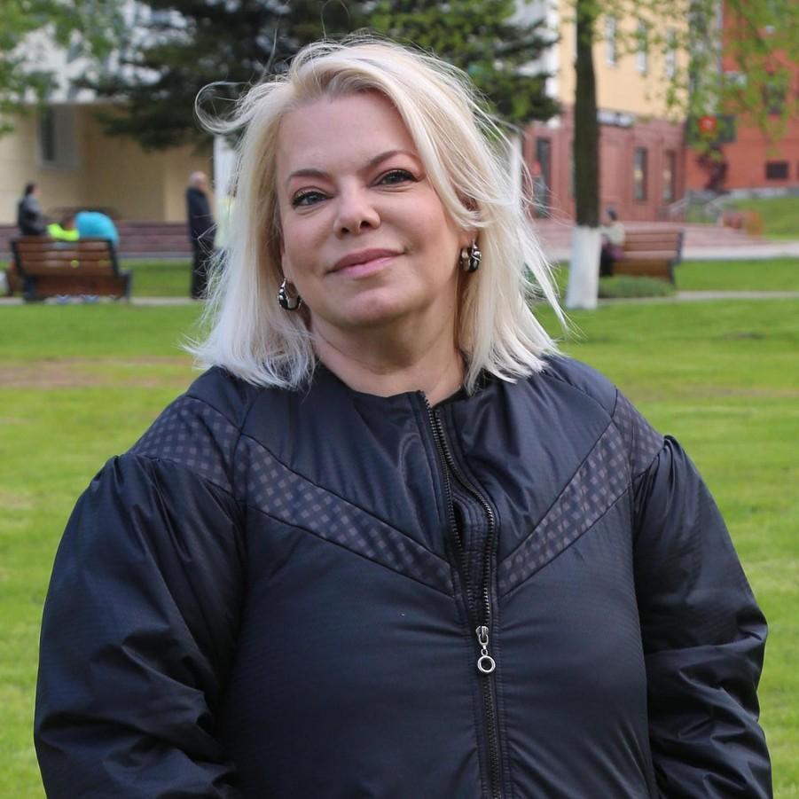 Яна Поплавская в третий раз стала бабушкой — имя новорожденной удивило