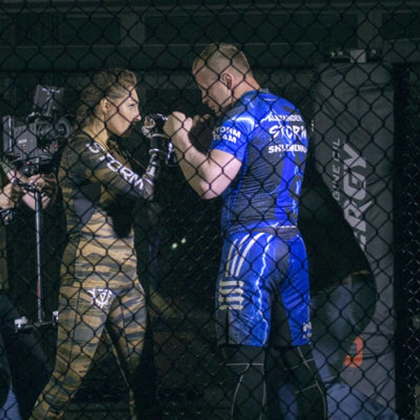Александр Шлеменко показал фирменный удар back fist | Источник: Евгений Друковский