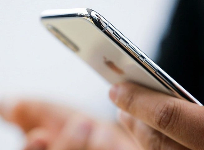 Apple сообщила о новом снижении продаж iPhone | ya62.ru