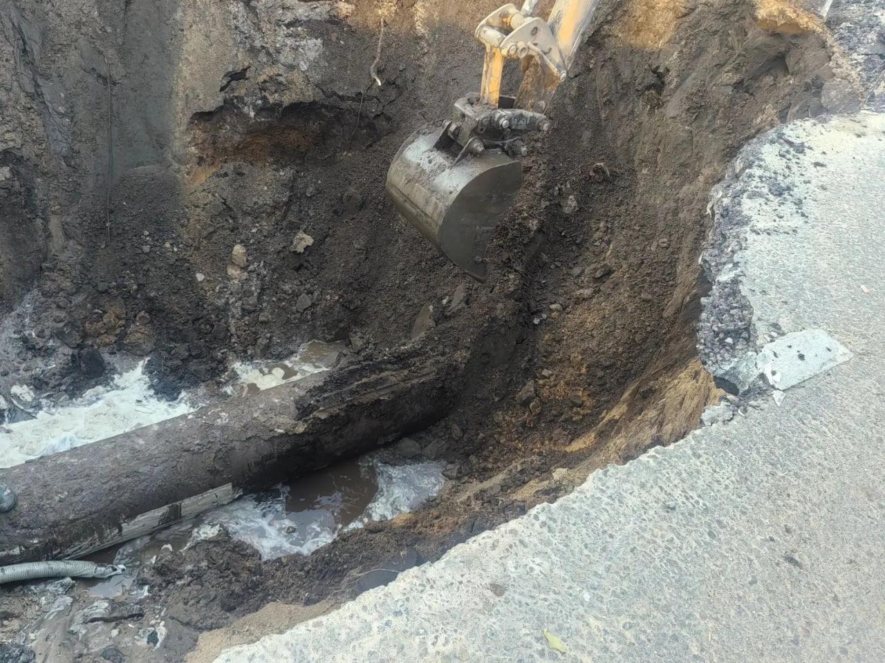 Оставившую без воды 23 улицы в Левобережном районе Воронежа коммунальную аварию устранили спустя по…