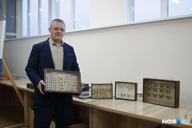 Исполнительный директор санатория «Озера Карачи» Виталий Сайц рассказал, что уникальную коллекцию обнаружили совершенно случайно | Источник: Андрей Бортко / NGS.RU