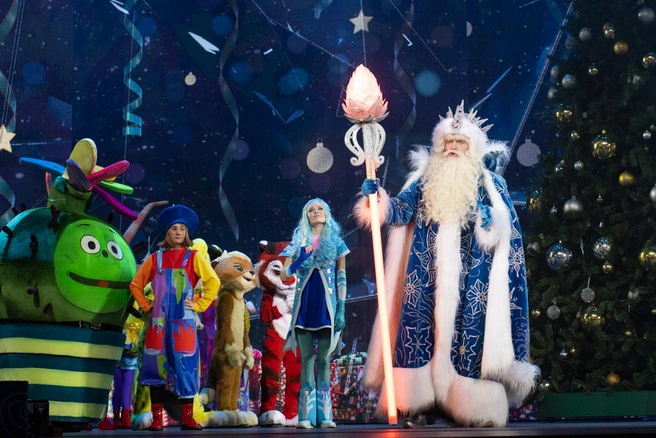 Источник: «Елка телеканала „Мульт“»