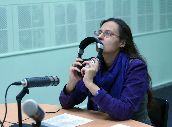 День радио: ведущие Омска о себе и ярких случаях в эфире