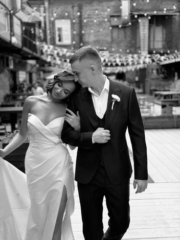 В день свадьбы у пары была фотосессия | Источник: Анатолий Левченко