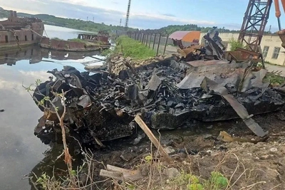 Три затонувших судна подняты в Томаринском районе
