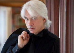 Дмитрий Хворостовский не сдержал слез на концерте в Красноярске