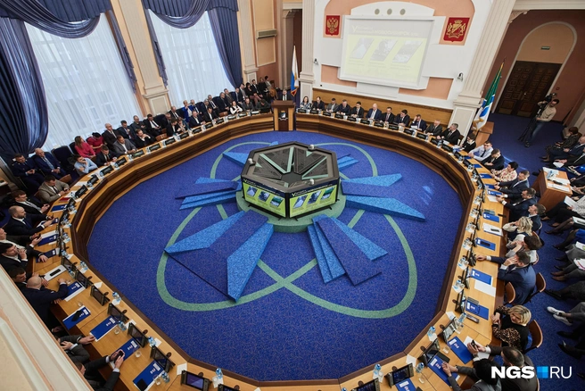 Документ был принят Советом депутатов города  | Источник: Александр Ощепков / NGS.RU