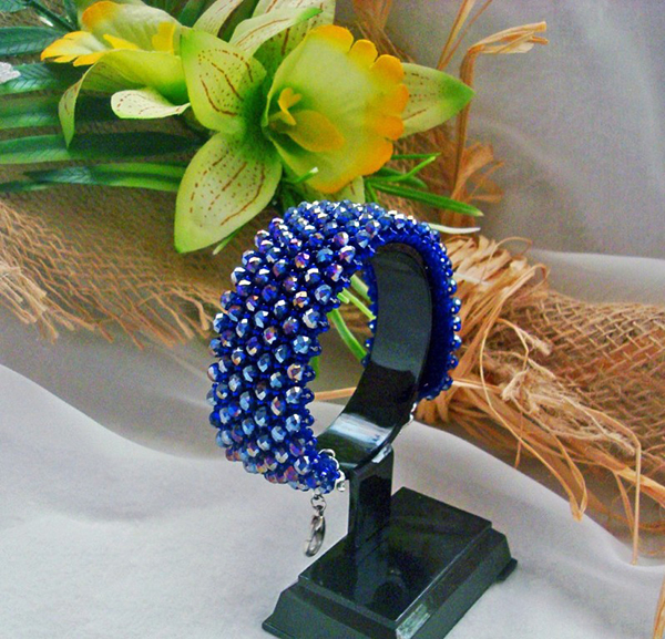 Плетение браслетов из бисера: фото