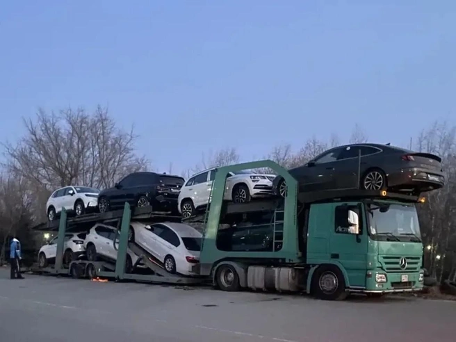 Каждый автомобиль застрахован. Страховое покрытие действует с момента погрузки в стране отправления до момента передачи вам в пункте назначения | Источник: «Уралдилер.рф»