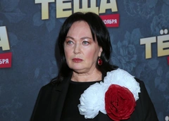 Гузеева вернула себе брови и черные волосы после нападок зрителей: «Раскритиковали, сказали, что я стала похожа на Бабу Ягу»