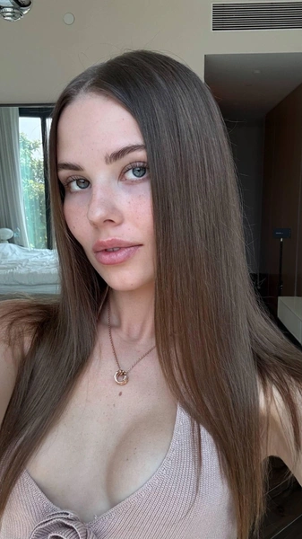 Лиана Шульгина | www.starhit.ru