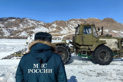 В Бурятии проводят ледорезные работы на Селенге