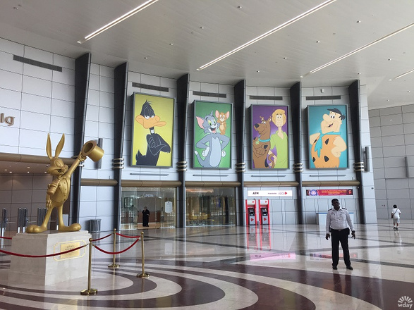 Парк Warner Bros. World Abu Dhabi на острове Яс