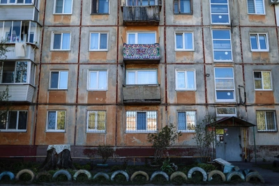 Омичам объяснили перенос капремонта на 2047 год