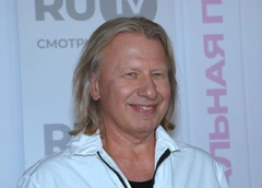 Виктор Дробыш стал дедушкой в пятый раз