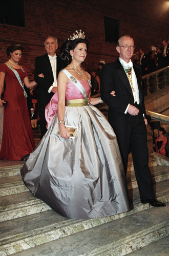 Платье, которое теперь точно войдет в историю: принцесса Виктория в мамином наряде
