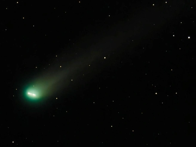 Максимально близко эта комета подойдет к Земле 21 октября | Источник: Астрономия в Енисейске | АГО / vk.com