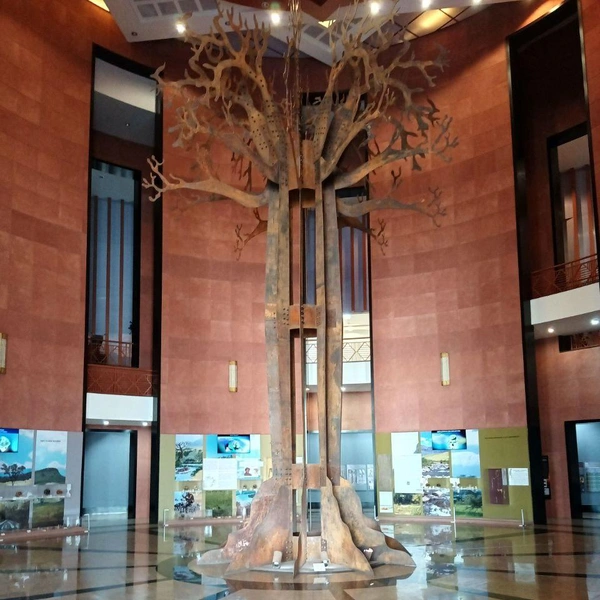 Музей черной цивилизации. Огромное выставочное пространство, занимающее территорию более 13,749 квадратного метра | Источник: Николай Михалев