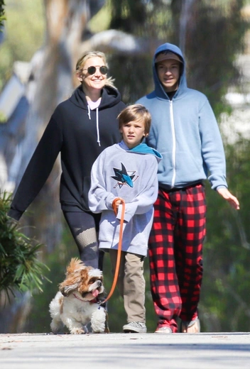 Кейт Хадсон в Лос-Анджелесе | marieclaire.ru