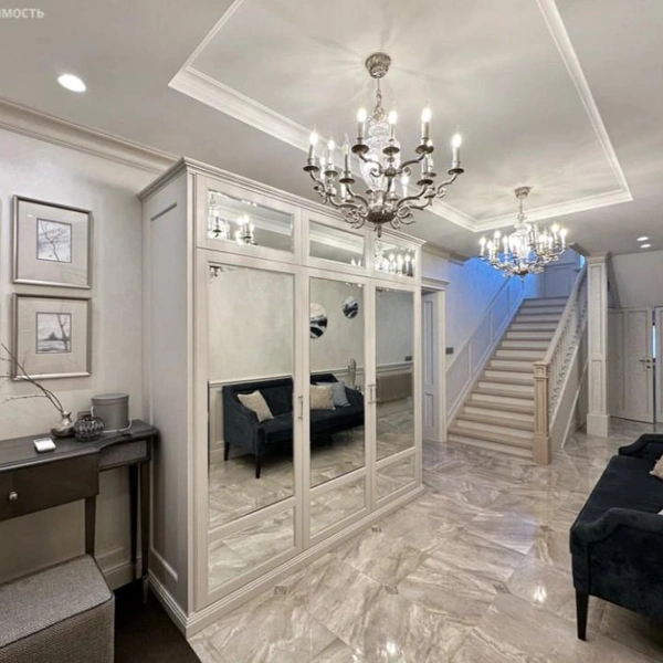 Внутри сделали дизайнерский ремонт | Источник: realty.yandex.ru
