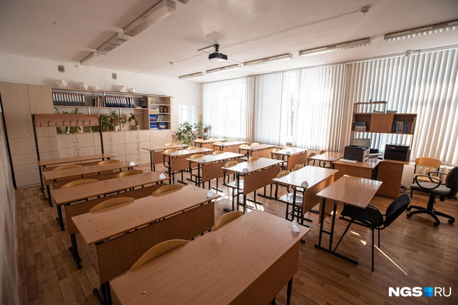 В работе с подростками педагоги должны проявлять особую бдительность. Одна неуместная шутка или слово может запустить целый каскад подколов и издевательств | Источник: Александр Ощепков / NGS.RU