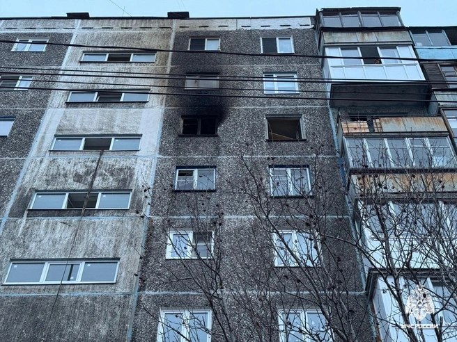 Причиной пожара могла стать непотушенная сигарета | Источник: МЧС по Мурманской области