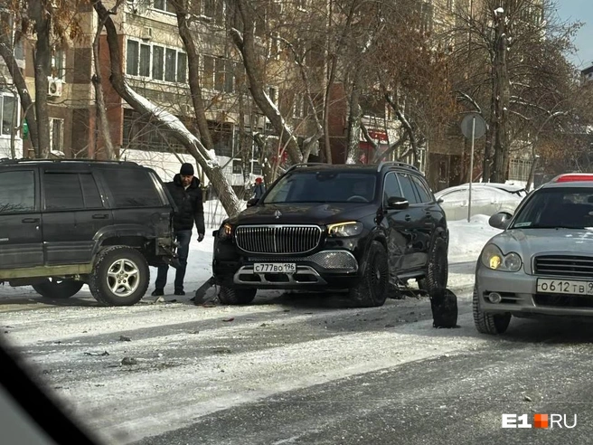 Автомобиль выпущен в 2021 году, впервые куплен в 2022 | Источник: читатель E1.RU