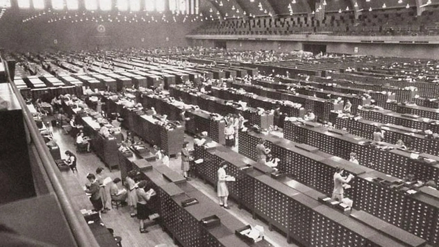 Как выглядел архив отпечатков пальцев преступников в 1942 году