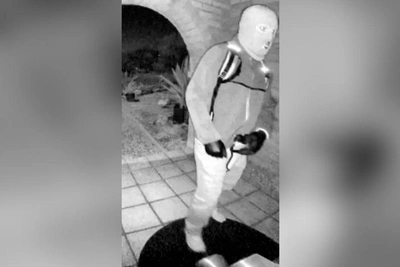 ФБР посещает оружейные магазины в Тусоне со списком из 40 имён и фото