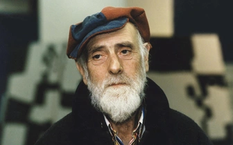 В гармонии с собой и с природой: как архитектор и художник Фриденсрайх Хундертвассер заложил основы стиля био-тек