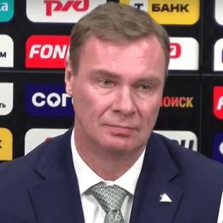 <p>Виктор Козлов</p>