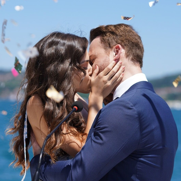 8 самых красивых поцелуев в турецких сериалах 👄