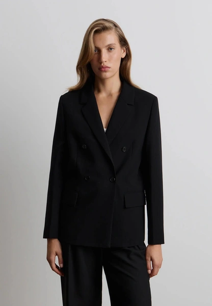 Что обязательно должно быть в вашем гардеробе весной 2026 года