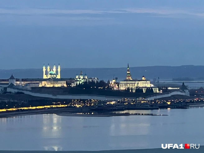 На снимке можно увидеть «шакалов», но учитывайте, что расстояние между точками — 2,5 километра | Источник: Андрей Бирюков / UFA1.RU