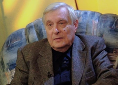 Олег Басилашвили о возрасте: «Моя семья — это то, что помогает находиться на плаву. 90 лет я не очень ощущаю»