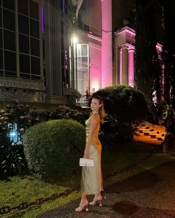 Источник: annakalinskaya / Instagram.com (экстремистская организация, деятельность запрещена на территории РФ)