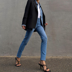 Модная шпаргалка: как выбрать идеальные джинсы по типу фигуры