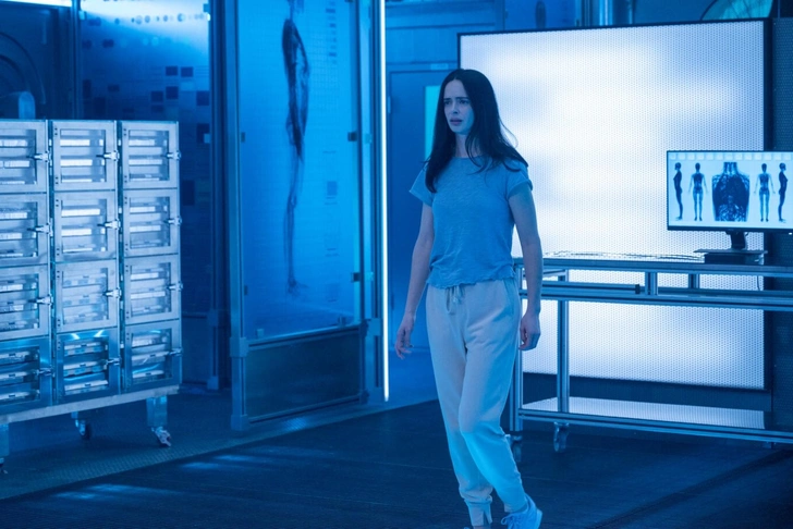 События в сериале разворачиваются через 40 лет после основного сериала «Темное дитя» | Источник: Кадр из сериала «Темное дитя: Отголоски»